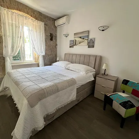 Fonte Apartamento *
